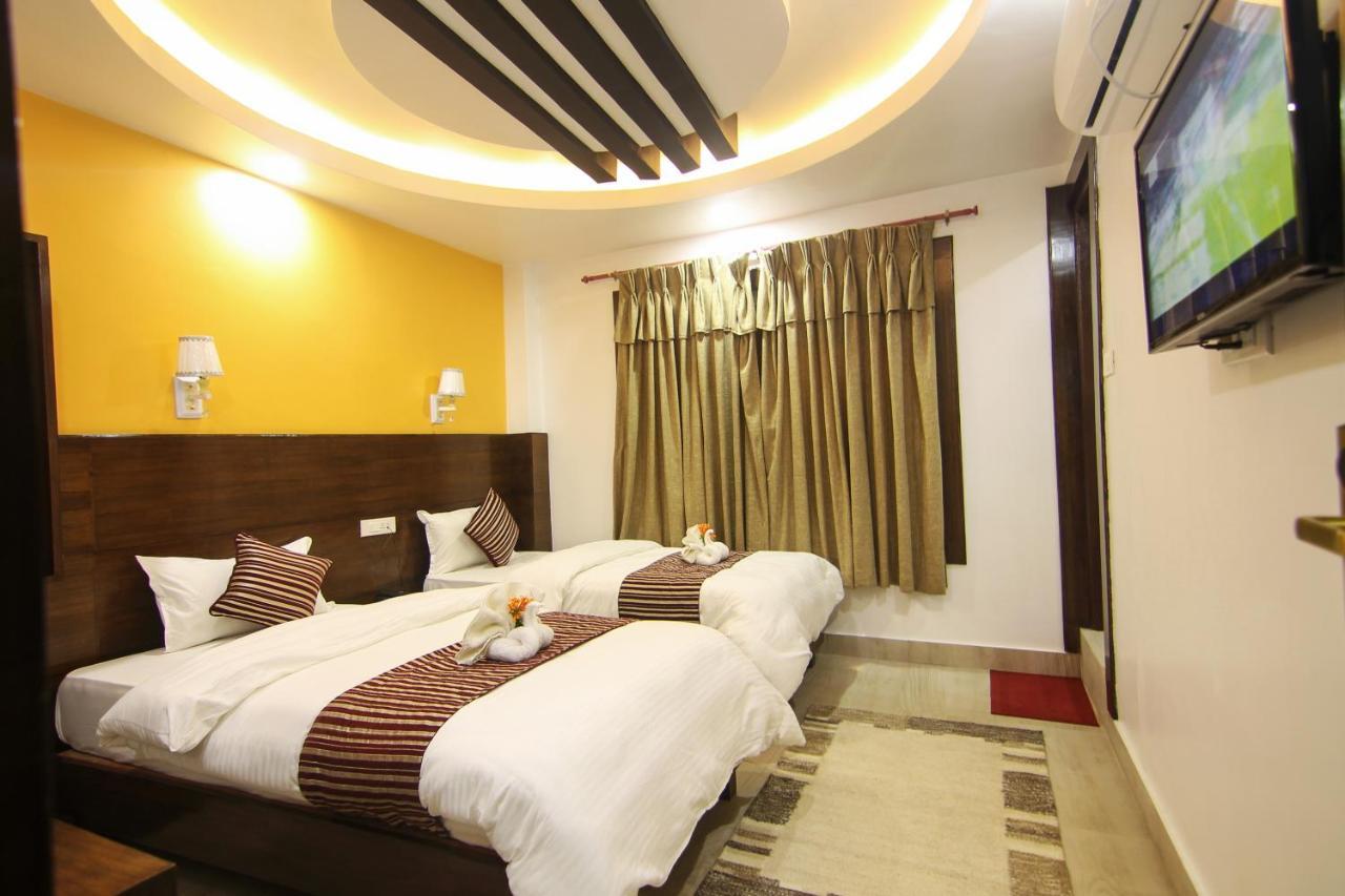 Hotel Lakeside Pvt. Ltd. 포카라 외부 사진