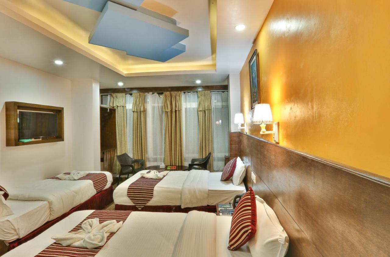 Hotel Lakeside Pvt. Ltd. 포카라 외부 사진