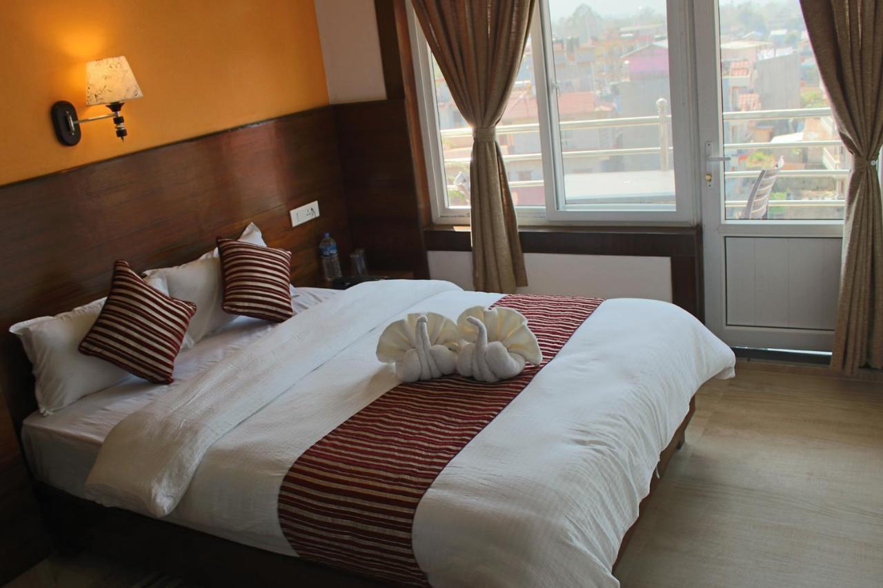 Hotel Lakeside Pvt. Ltd. 포카라 외부 사진