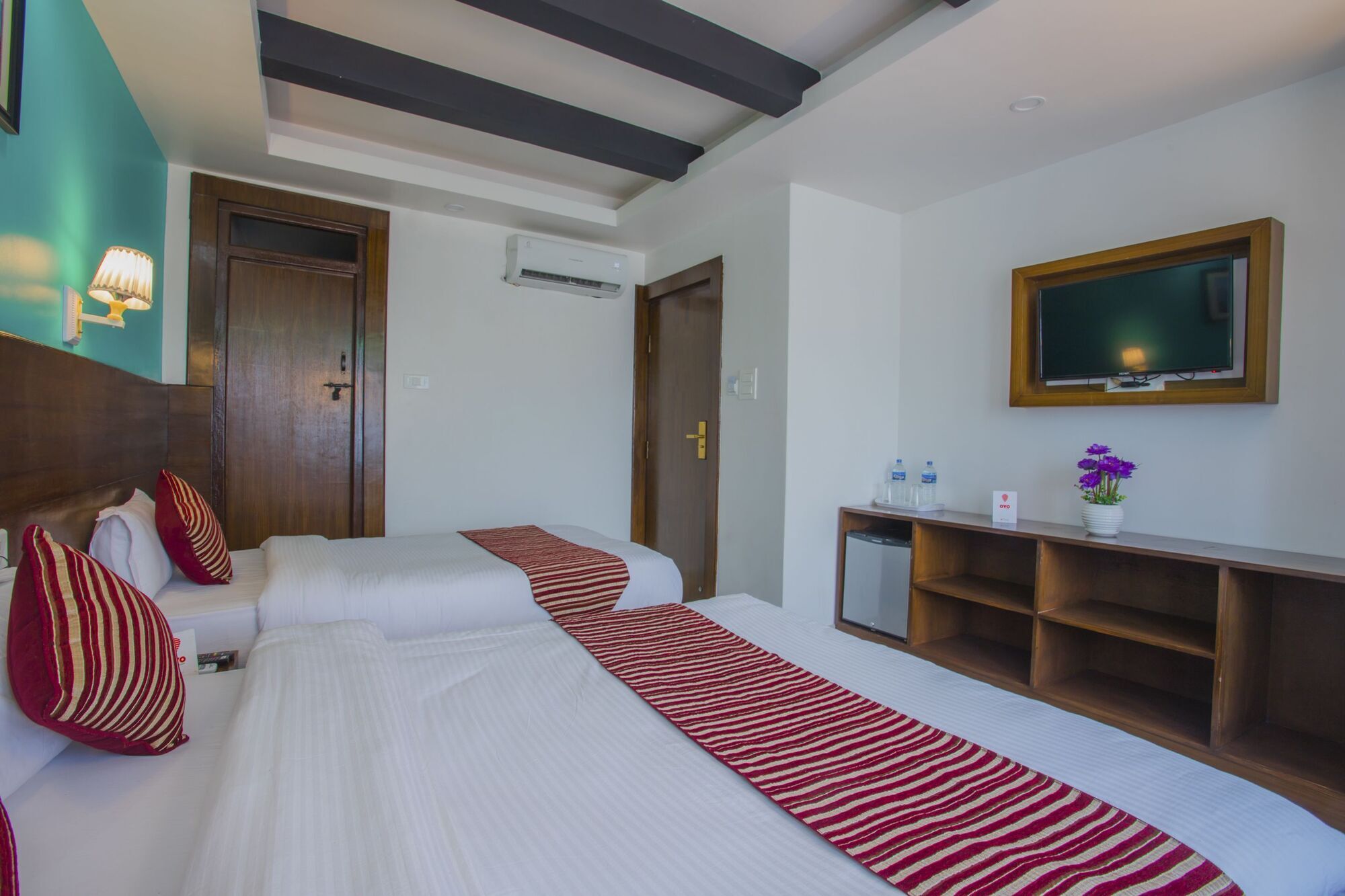 Hotel Lakeside Pvt. Ltd. 포카라 외부 사진